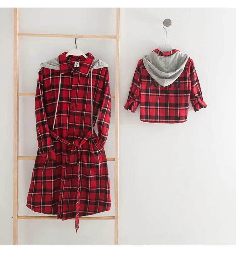 

2019 Matching Family Plaid Shirts Mother Daughter Son Clothes Outfits Spring Summer Fashion Mom And Me Shirt Family Look
