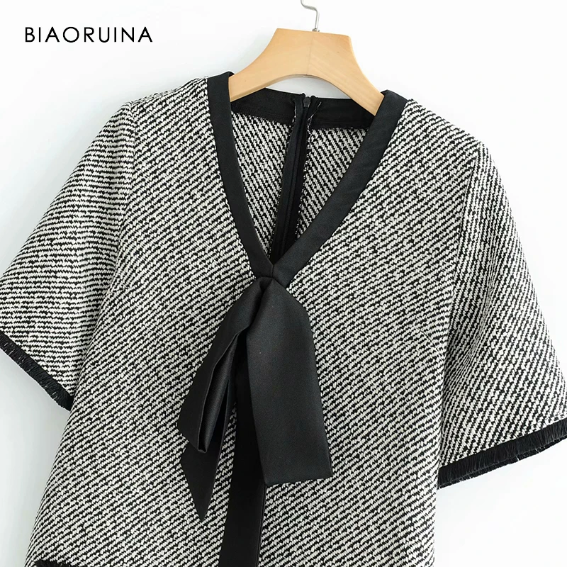 BIAORUINA, европейский стиль, женское винтажное твидовое прямое мини-платье с v-образным вырезом, модное женское платье с бантом, украшенное кисточками, рукав до локтя
