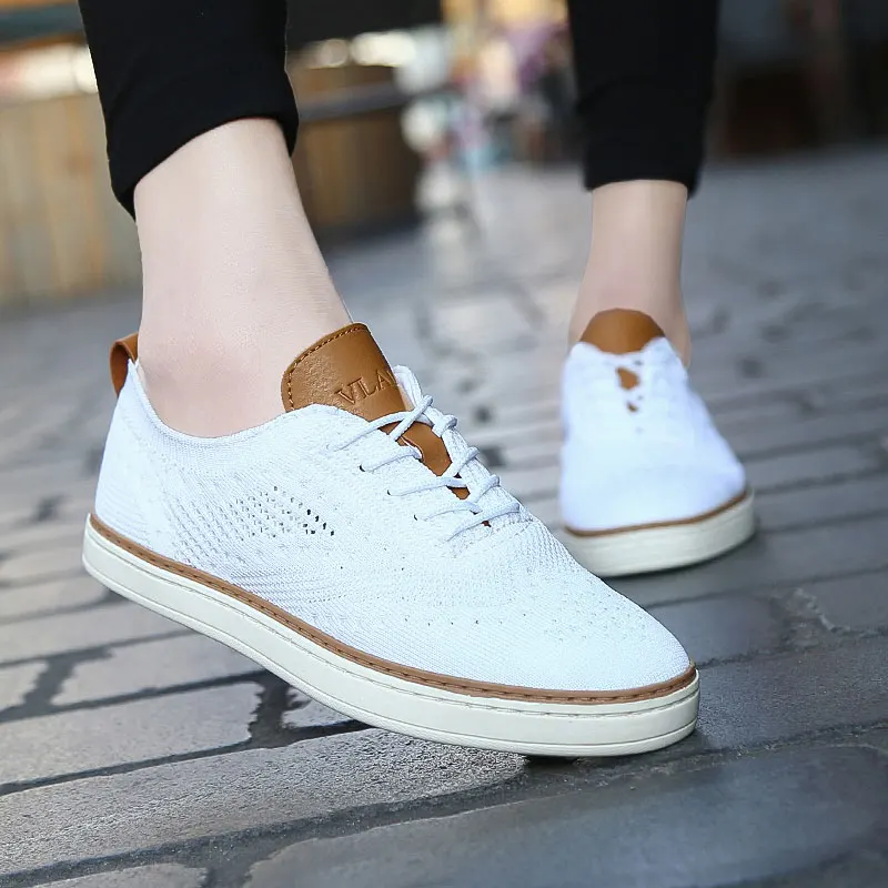 

Hot Low Top Breathable Knit Shoes Classic Black Red White Women Casual Shoes Zapatillas Mujer Deportiva Students Sneakers Women