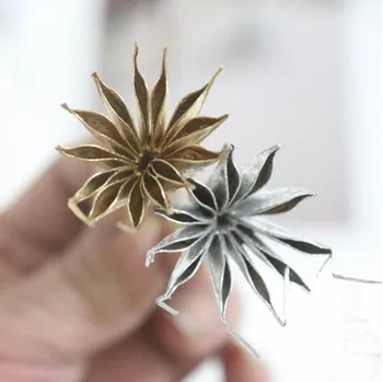 

60pcs 2-3cm Dried 3D Gold/Silver Lllicium Flowers Plants Herbarium Filler For Epoxy Resin Jewelry Making Candle Craft DIY