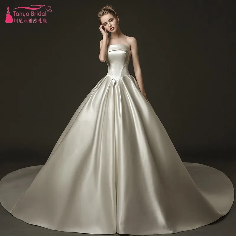 

TANYA BRIDAL Dreamy Bridal Elegant Cathedra Royal Train Charmeuse Strapless Wedding Dresses New 2019 Dubai Bridal Gowns JQ329
