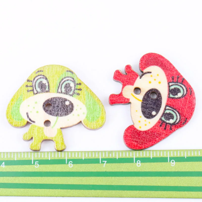 강아지 강아지 모양의 나무 단추 홈 장식 공예 Scrapbooking 20Pcs 2 구멍 혼합 된 색상 26x30mm MT0733