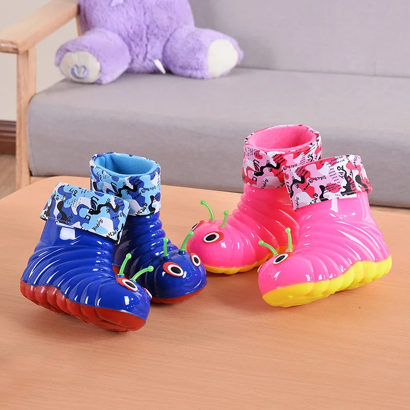 

Cartoon children's rain shoes anti-skid and waterproof shoes PVE plus cotton sets of rain shoes baby water shoes
