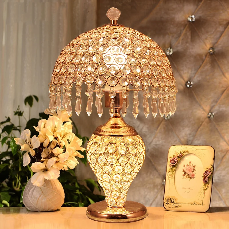 

European bedroom bedside lamp crystal table lamp bedroom modern minimalist living room decoration creative table lamp