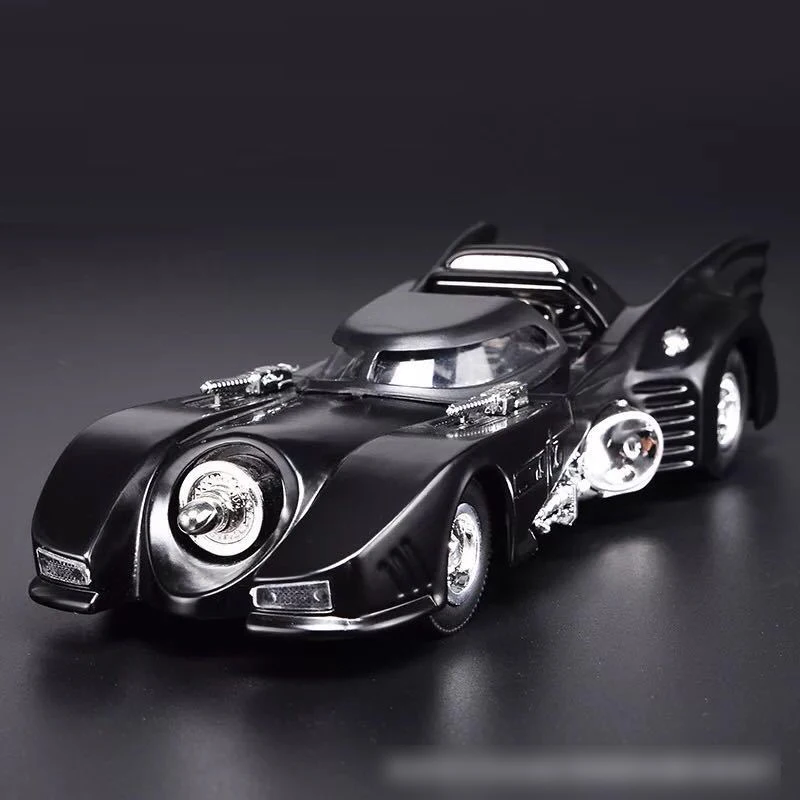Моделирование 1:36 Batman Batmobile сплав литая модель игрушечного автомобиля со звуком светильник модели автомобилей Вытяните назад Автомобили детские игрушки для детей