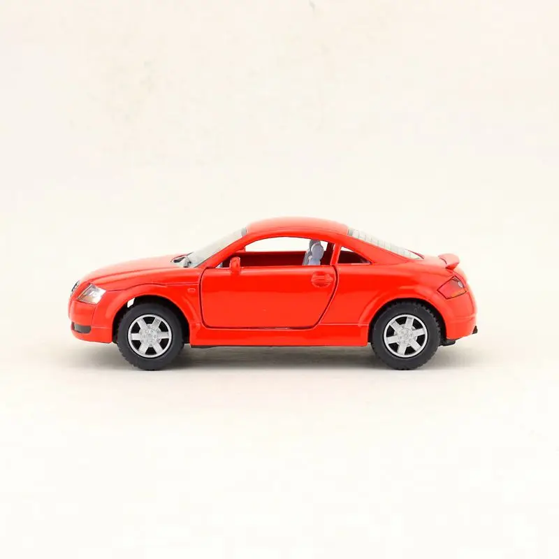 KINSMART литая металлическая модель/1:32 весы/Audi TT Coupe Супер спортивный игрушечный автомобиль/подарок для детей/образовательная коллекция