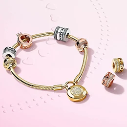 

Fanier 100% 925 Sterling Silver Shine Crown Charm Pink Spacer Hearts Charm Heart Clipe Moments Together