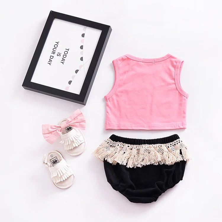 8321185531_816953064