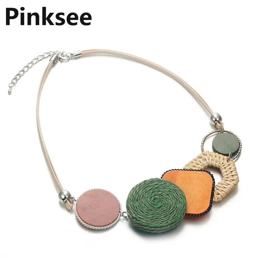 

Woman choker Necklaces Geometric shape Jewelry Round Circle Design Wooden pendant Long necklace for women collares mujer kolye