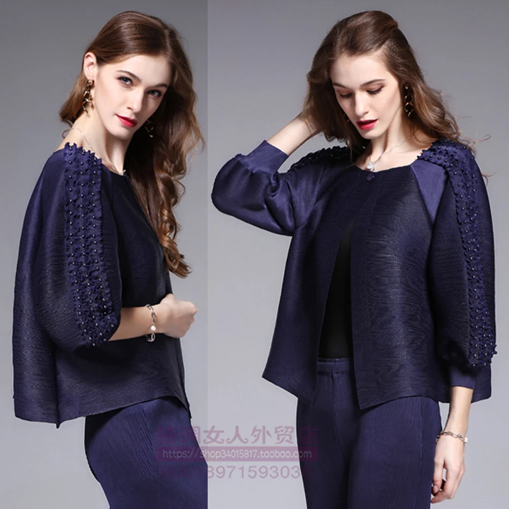 

Miyake Beaded cardigan Coat Button fold a lantern sleeve loose jacket PLEATED COAT free shipping