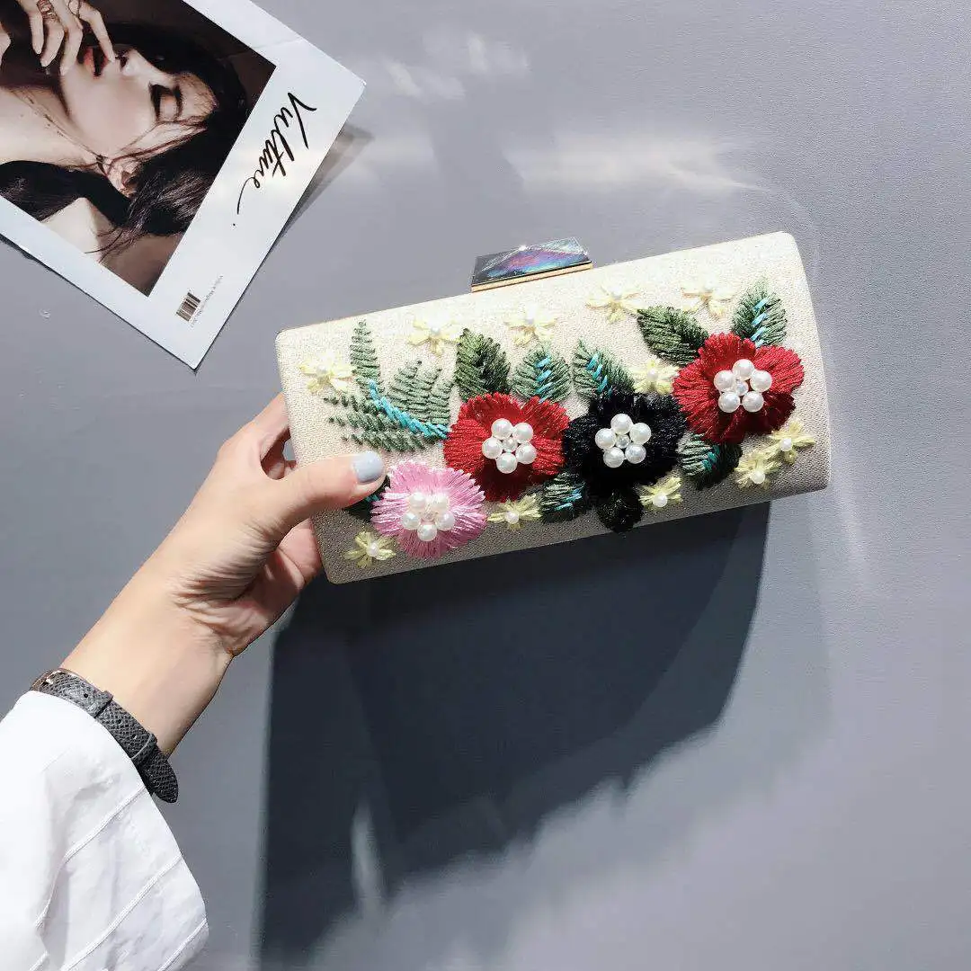 

Get Closer To Nature, Graceful Ladies' Day Clutches, New Embroidered Evening Banquet Bags, Shiny, Horizontal Square Bags.