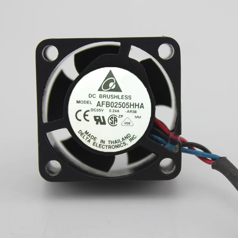 Совершенно новый оригинальный 3. 0 5V 0.24A 3-проводной микровентилятор большого