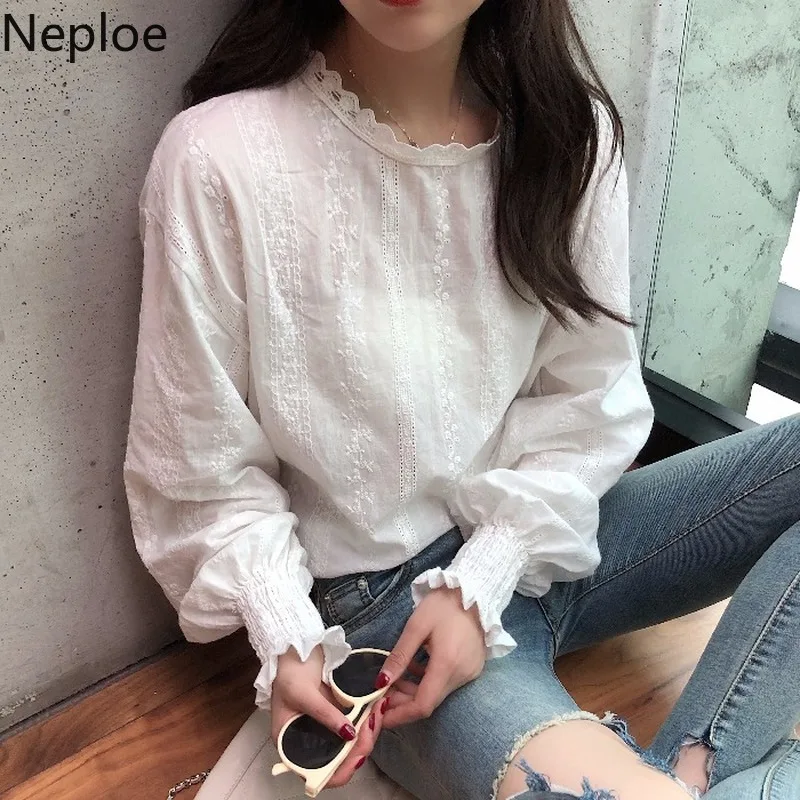 

Neploe Embroidery Lace Shirt Spring White Tops Women Lantern Sleeve Plus Size Blouse Korean Sweet Ladies Blouses Femme Blusas
