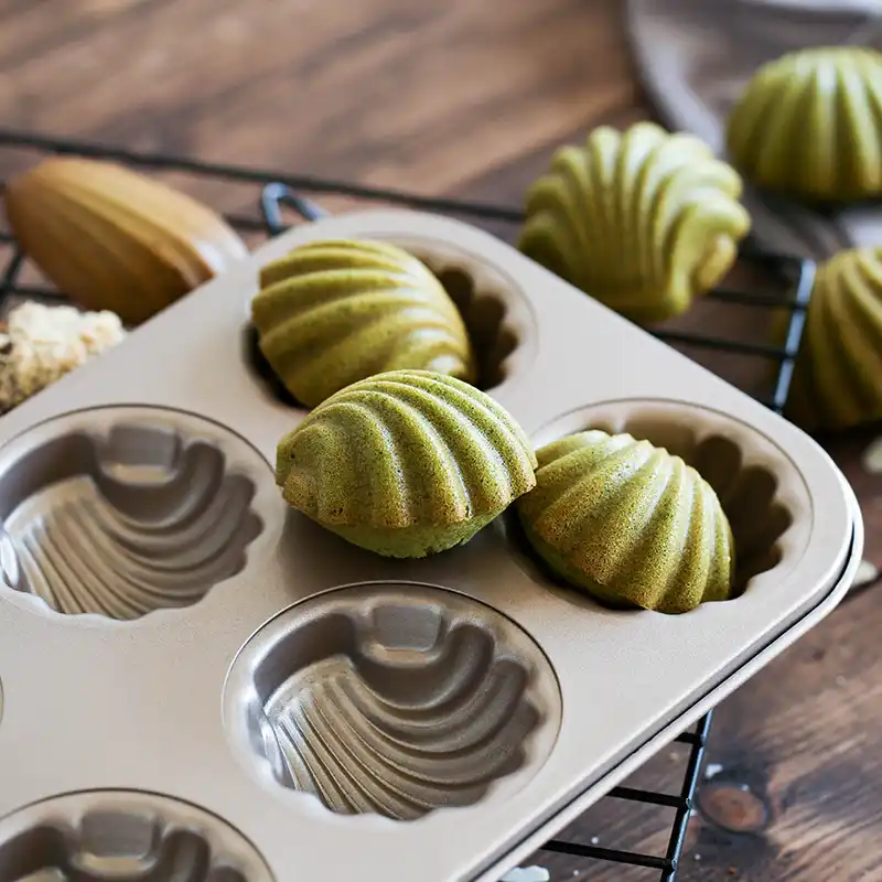 Madeleine cake mold 12 Cup of black high quality carbon steel non stick