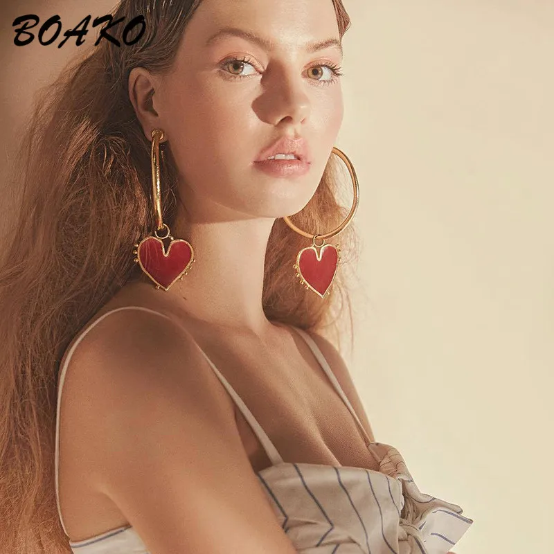 

Trendy Large Hoop Earrings Punk Big Round C Circle Earrings for Women Dripping Oil Heart Exaggerated Gold Earrings Party Jewelry