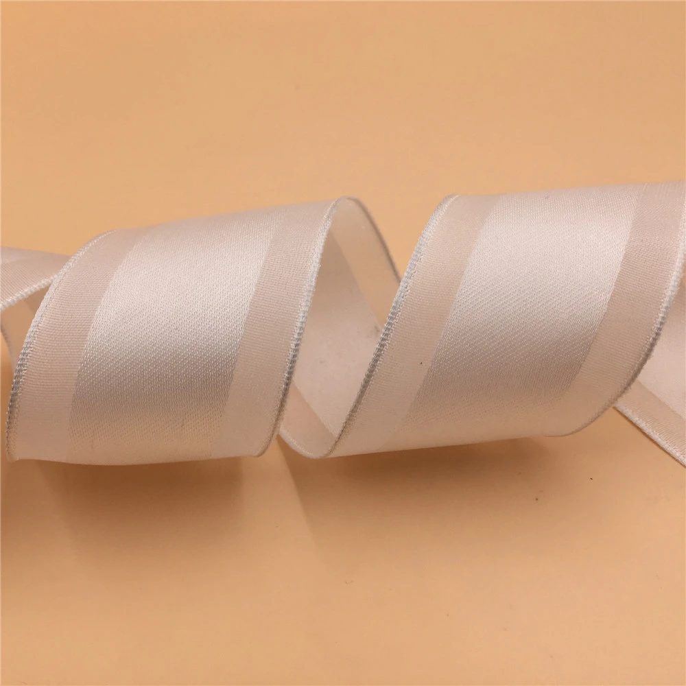 White Satin Luxury Ribbon 38mm Wedding Gift Wrap Wire-Edged Christmas Bow