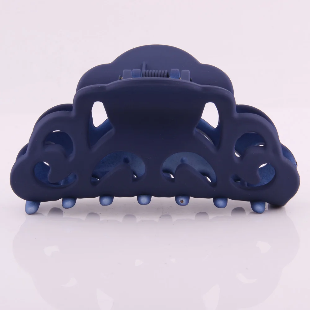 

Newest Plastic Hair Claw For Women Plastic Hollow Out Floral Pattern Hair Clamp Strong Bit Force Casual Washing Ponytail Holders