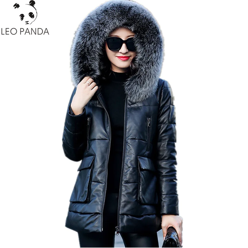 

2019 Winter Genuine Leather Short Jacket Natural Sheepskin Coats Women White Duck Down Jackets Real Fox Fur Collar Overcoat