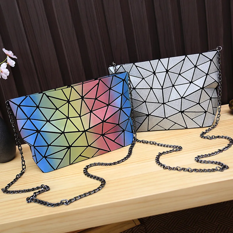 ZYJ Female Laser Luminous Plaid Bags Diamond Chains Rainbow Shoulder Make Up Bag Handbag Deformable Lattice Evening Clutch Bag (28)