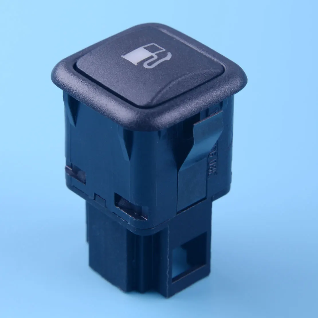 Кнопка переключения доп топливного бака. 3c0 959 903 b reh. Кнопка бака. Кнопка открывания бензобака 2110. Кнопка открывания бака volkswagen golf.