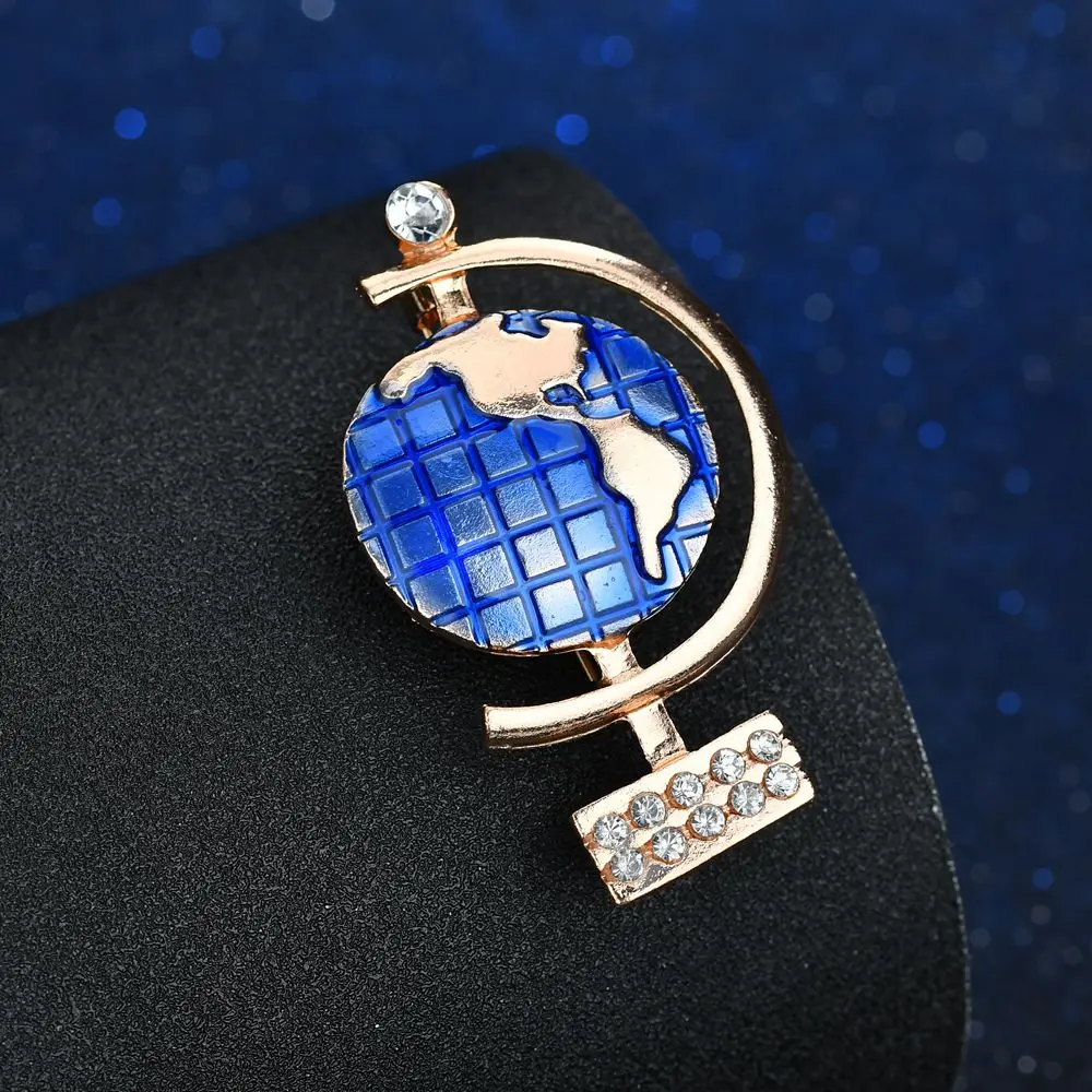 

Terreau Kathy High Quality Enamel Blue gold Globe Brooch Pin Badge best Gifts for Women Rhinestone Brooches Suit Accessories