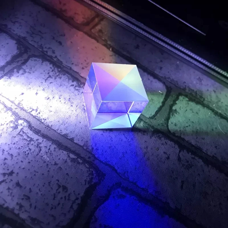 Прямая поставка 25*25*25 мм K9 X Cube четырехсторонний полированный призмовый