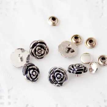 

Free shipping -30 Sets Silver Tone Flower Spike Rivets Studs Spots 13mmx12mm 8mmx4mm Bag Leather Clothes J3041