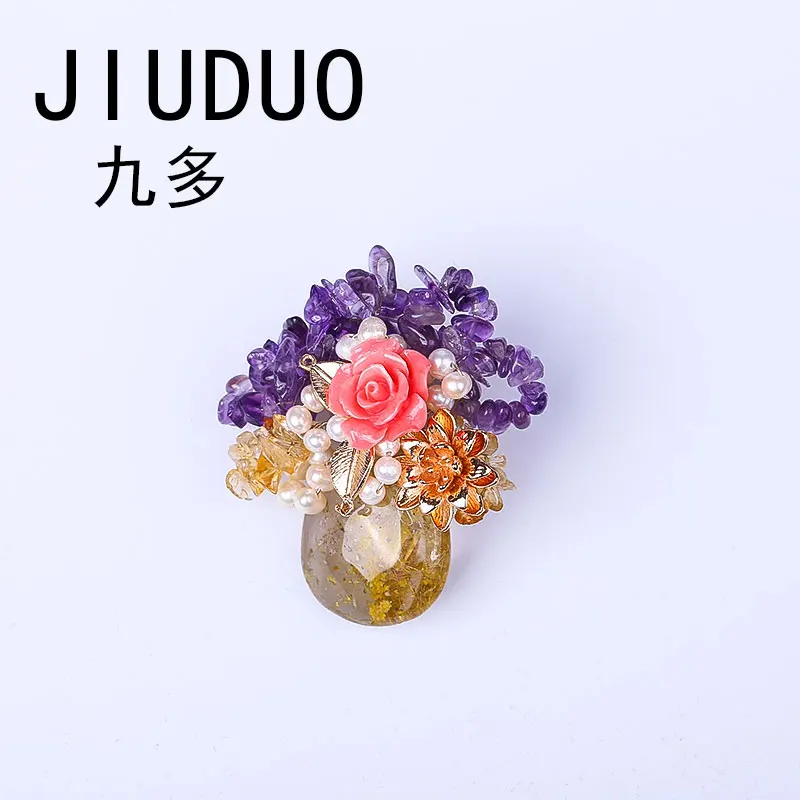 

Korea imported jewelry shawl buckle retro ancient Austrian crystal pearl pendant wild flower-shaped high-grade brooch female