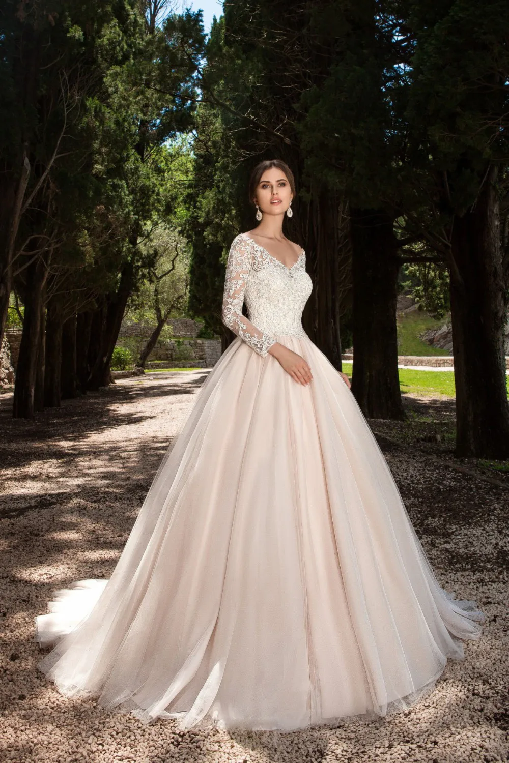 Vestido De Casamento Wedding Dresses 2017 Sexy V Neck Long Sleeve Applique Button Court Train Lace Plus Size Dress | Свадьбы и