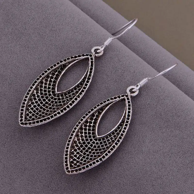 black fashion high quality Silver Earrings for women fashion jewelry