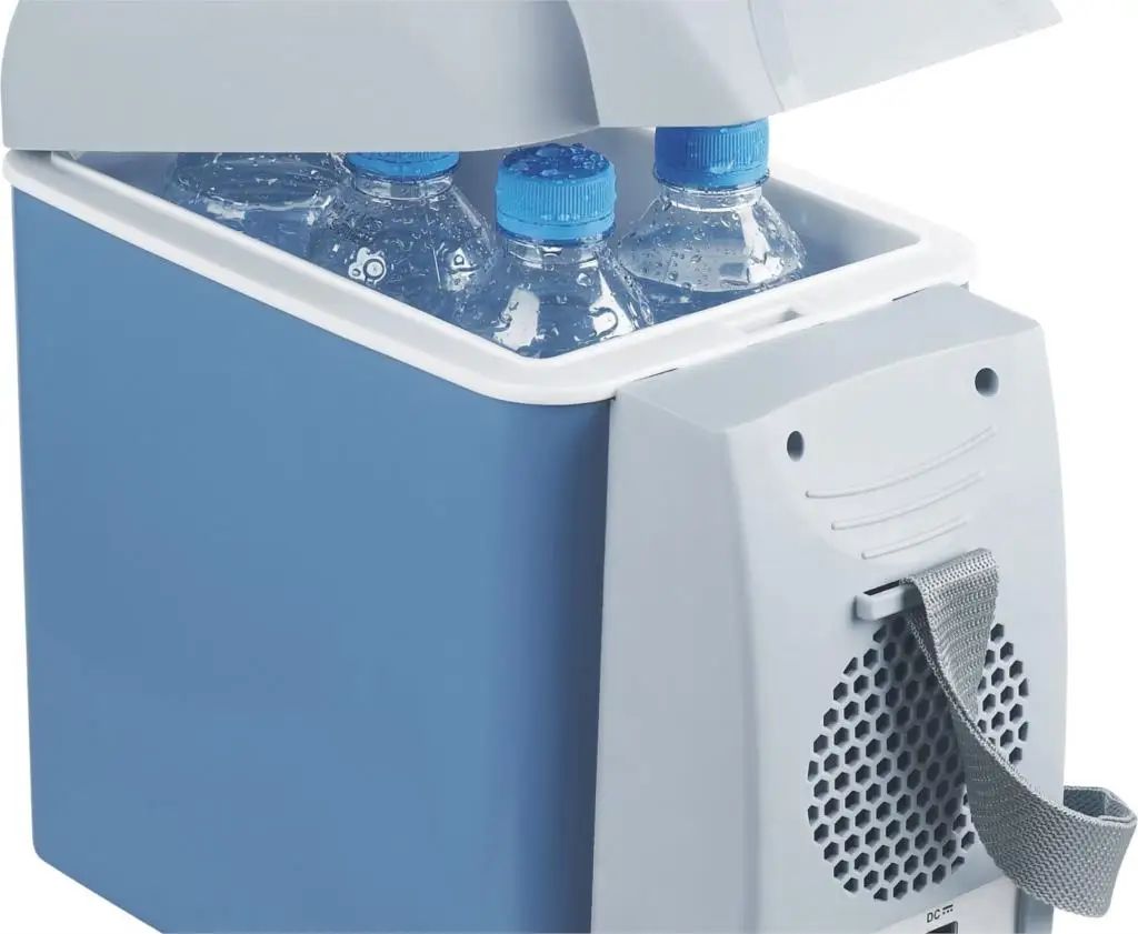 Small 7.5L car refrigerator mini home dual system of family cars hostel