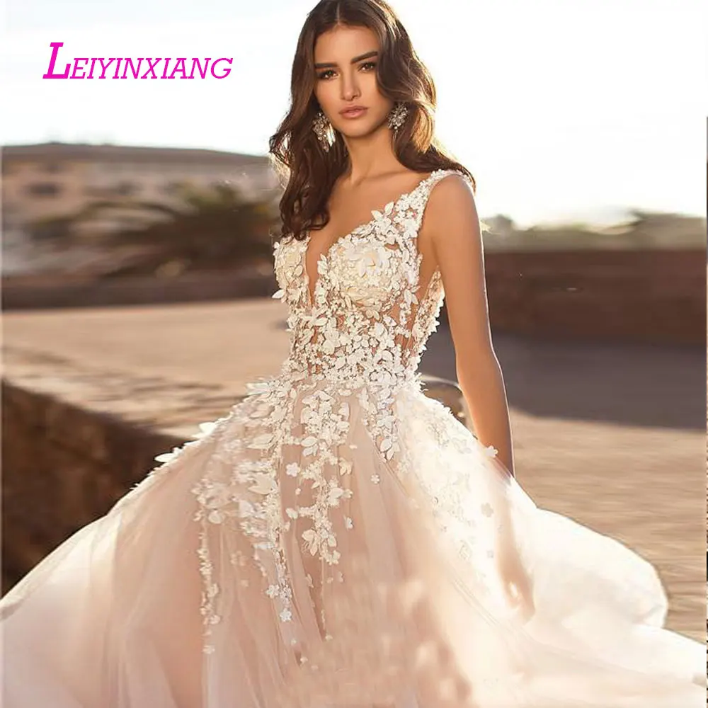 

LEIYINXIANG Wedding Dress Sexy A-line Bride Gown Vestido De Noiva Backless V-neck Natural Luxury Appliques V-neck Lace Princess