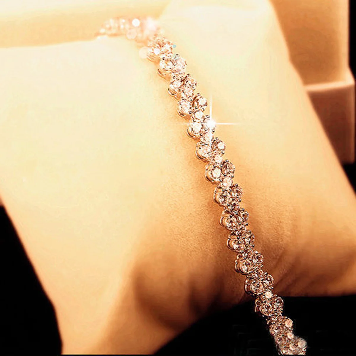 Luxury Vintage Bracelet Crystal Bracelets For Women Charm Silver Bracelets & Bangles Femme Bridal Wedding Fine Jewelry Gift