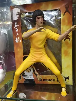 35 см Брюс Ли SHF SHFiguarts Figma Китайский кунг-фу известный Kongfu Nunchaku Наруто ПВХ фигурку