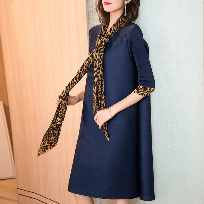 Плюс размер платье женское модное Леопардовый принт пэтчворк Весна и лето новое о-образным вырезом 3/4 рукав свободное элегантное платье+ шарф - Цвет: Тёмно-синий
