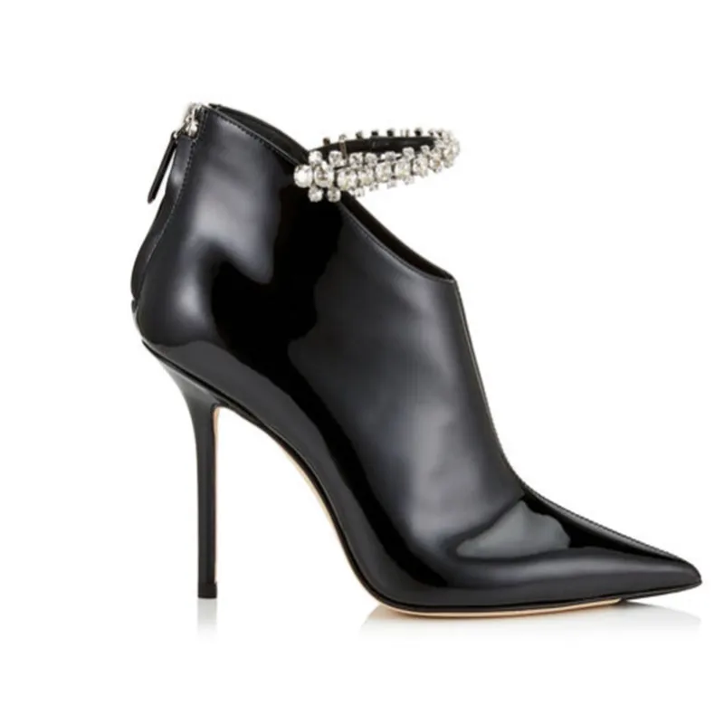 Новые дизайнерские женские ботильоны из Кристальные пояса; модная женская обувь на высоком каблуке с острым носком из черной кожи; ботинки на шпильке с молнией сзади