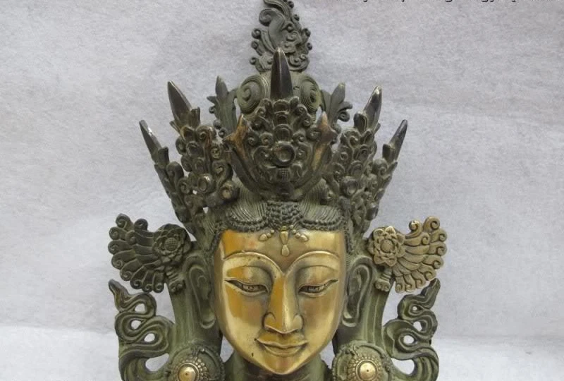 

Tibet Classic Copper Gilt Buddhism Maitreya Bodhisattva Kwan Yin Buddha mask