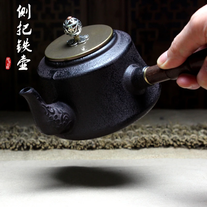 Put the pot of cast iron pot of side Ebony side put the cooking pot wooden Japanese tea glass teapot ceramic teapot
