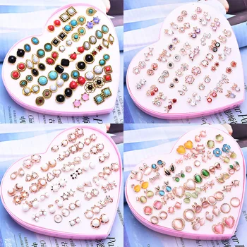

Wholesale 36 pairs/lot Girl Women's Lady Charming Zircon Crystal Pearl Mixed Radom Shiny Vintage Ear Stud Earrings Gift With Box