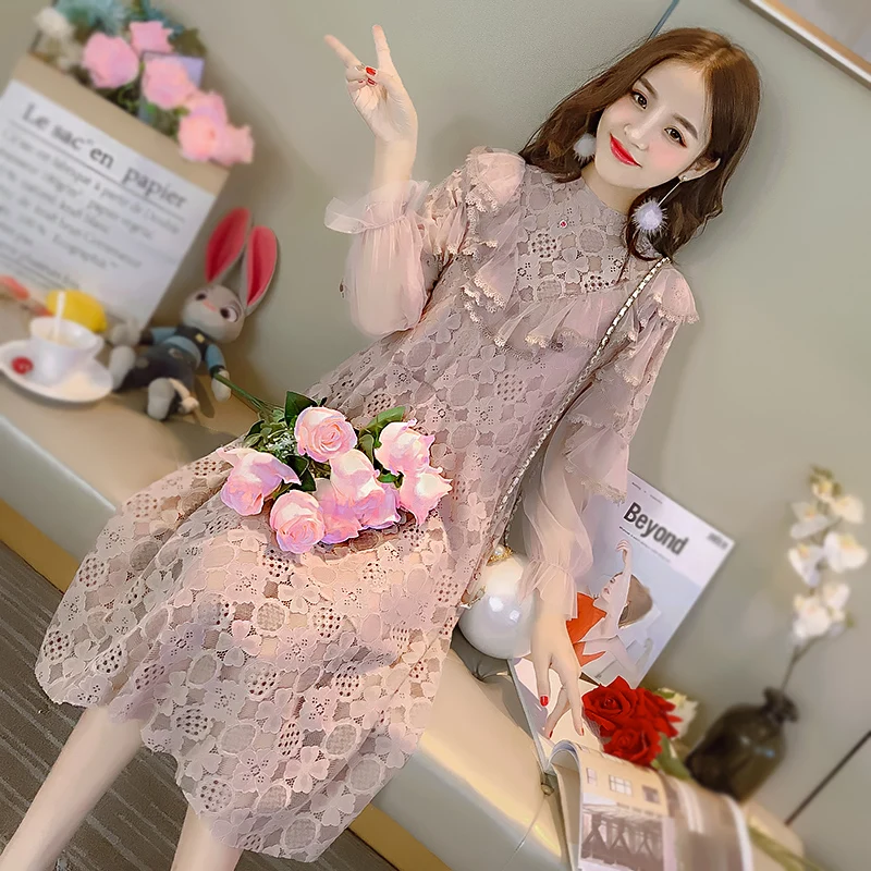 

Summer Women Lace Dress Ladies Sweet Fairy Dress Gauze Mesh Dress Elegant Flare Sleeve Hollow Sexy Two Piece Women Vestidos