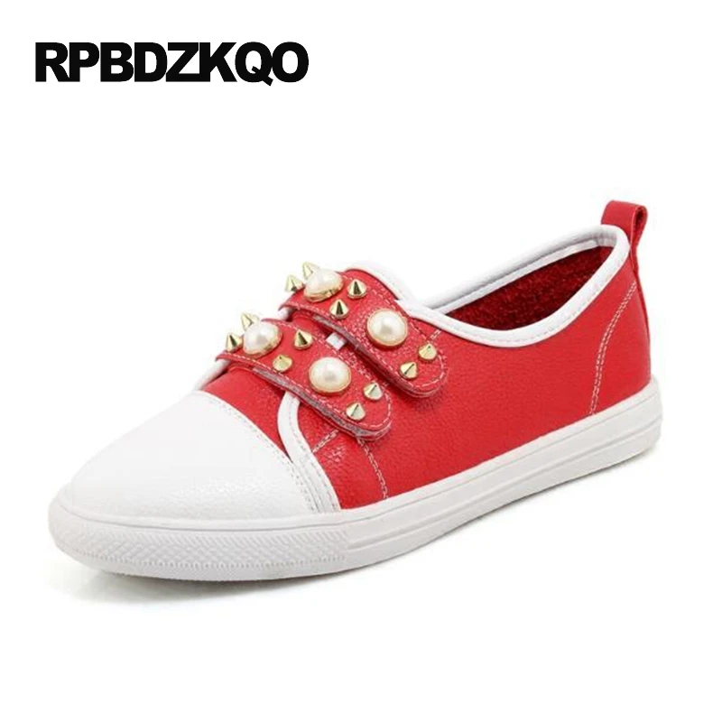 

Rivet 12 Embellished Big Size Red Unique Slip On 44 Round Toe Pearl Large Flats Beautiful Ladies Shoes Women Spring Autumn