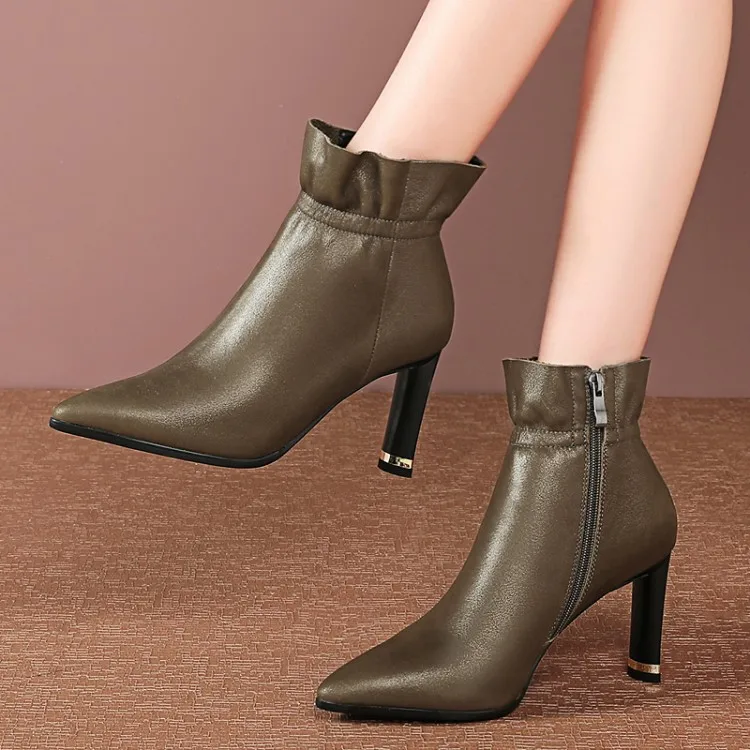 

MLJUESE 2020 women ankle boots cow leather green color pointed toe winter short plush high heel boots women boots size 34-43