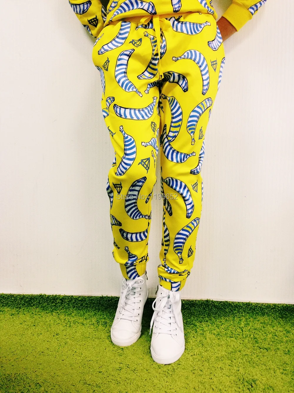 Emoji Pants Banana Print 
