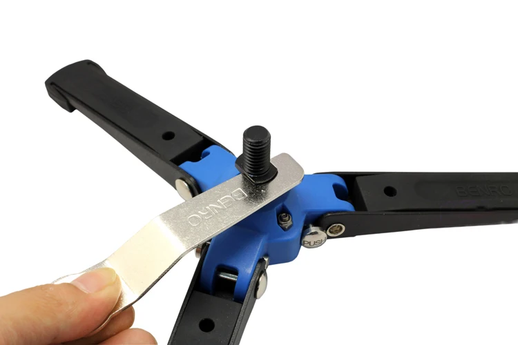 BENRO camera gimbals ST1 monopod foot support trigeminal/Benro ST1