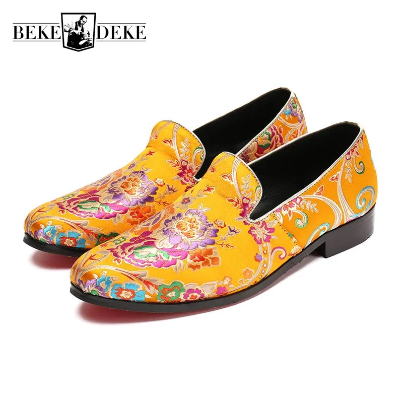 Vintage 2018 New Men Embroidery Wedding Dress Shoes Slip On Loafers Folk Banquet Party Genuine Leather Chaussure Homme Plus Size Vintage 2018 New Men Embroidery Wedding Dress Shoes Slip On Loafers Folk Banquet Party Genuine Leather Chaussure Homme Plus Size