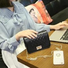 Livraison gratuite, 2017 nouvelle mode sacs à main, or chaîne messenger sac, mini tendance rabat, simple version Coréenne femmes sac.