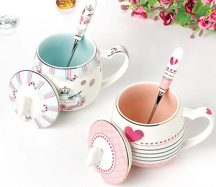 YeFine керамические кофейные кружки с крышкой Ложка путешествия Керамика чашки и кружки фарфоровые чайные чашки костяного фарфора рождественские подарки