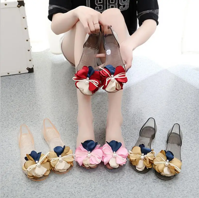 

Women Transparent crystal Sandals Open Toe Summer Jelly Shoes Woman Fashion flowers Flat Sandals Women Soft Slip On Beach Shoes