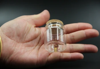

50pcs 37*40mm Glass Bottles Wishing Message Storage Bottle Empty Sample Storage Jars with Cork Stoppers Containers Bottle Jars