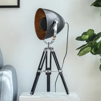 

Abajur Nordic Modern Three Legged Floor Landing Industrial Lamp Retro Office Study Desk Lights Deco LED Table Lamp for Bedroom
